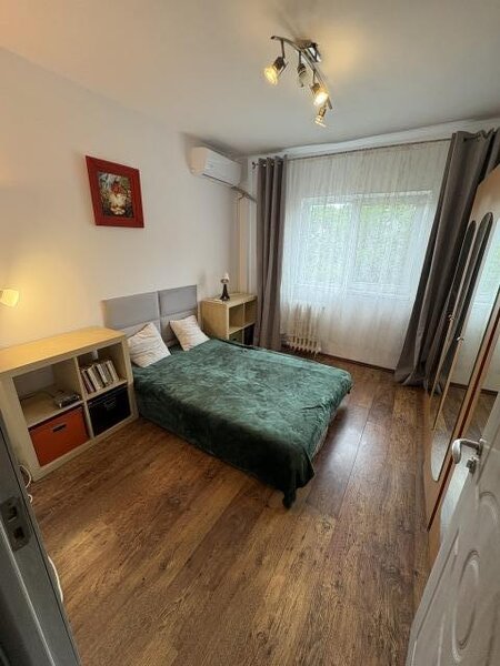 Turda, inchiriez apartament 3 camere, semidecomandat, 70mp